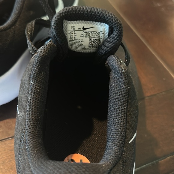 NWOT Size 10 - Nike Flex Black Coconut Milk - Picture 2 of 4